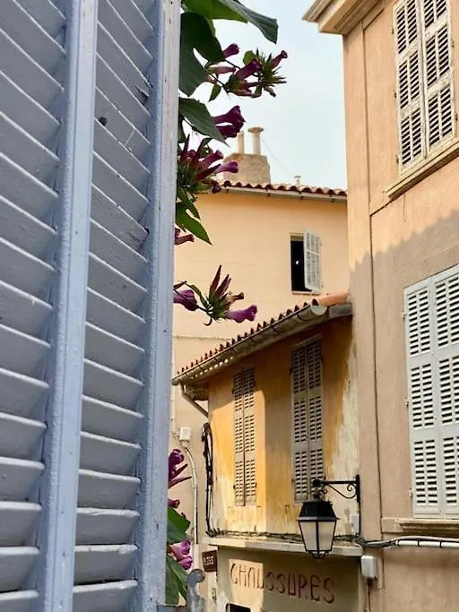 Click! Casa Lamartine Fabulous Ideal Location Walk To All!!! 0*, Cassis France